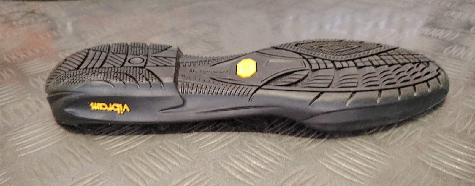 Suola Vibram Motor Bike, vista di lato